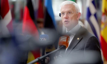 Kryeministri i Letonisë e konfirmoi dorëheqjen pas prishjes së koalicionit të tij