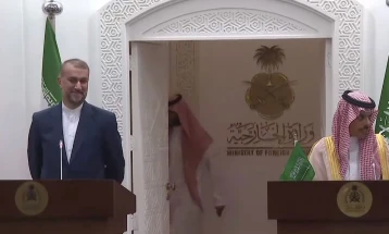 Pas tensioneve disavjeçare, ministri iranian i Punëve të Jashtme për vizitë në Arabinë Saudite