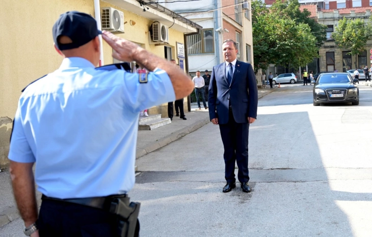 Спасовски: Изолацијата на државата, посебно од внатре е неприфатлива, се разговара со секој пратеник