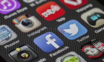 Истражување: Социјалните медиуми како извор на вести во 2021 година