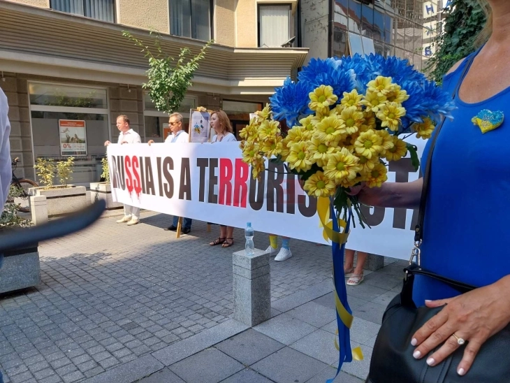 Marsh në qendër të Shkupit me rastin e Ditës së pavarësisë së Ukrainës