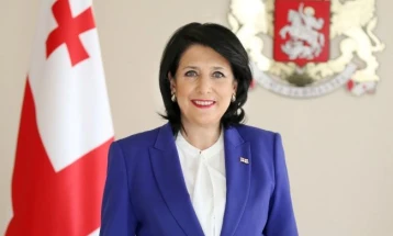 Грузиската владејачка партија започнува со импичмент на претседателката на земјата