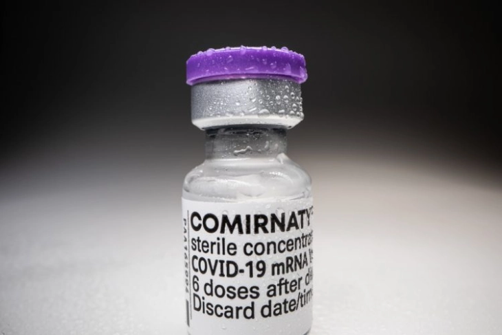 EU Commission authorizes adapted Covid-19 vaccine as infections rise