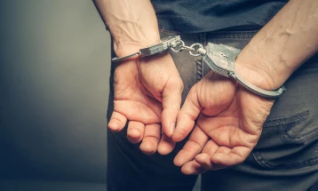 Arrestohen shtatë persona në Veles, te të cilët është gjetur drogë