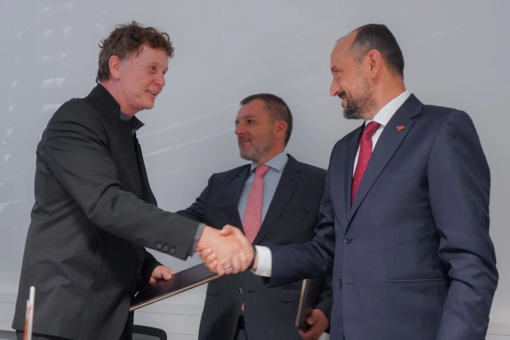 Потпишан договор со „БМЗ“ за инвестиција од 65 милиони евра во ТИРЗ Скопје 2,  нови 775 работни места (ДПЛ)