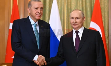 Takimi mes Putinit dhe Erdoganit përfundoi pas tre orësh bisedime, u diskutuan të gjitha çështjet kryesore