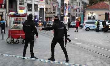 Во Истанбул уапсени петмина под сомнение за поврзаност со ИСИС