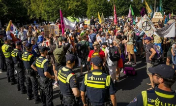 Protesta në Holandë kundër ndotjes industriale