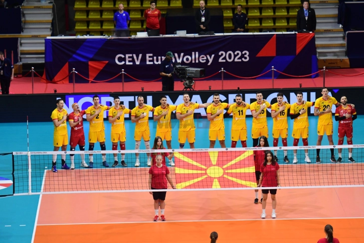 ЕП: Македонските одбојкари поразени во осминафиналето од Италија