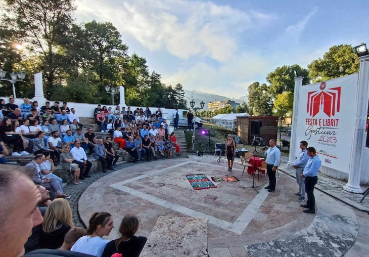 Отворен саемот „Фестивал на книгата“ на албанските книжевни издавачи
