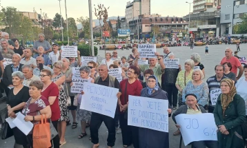 Тетовските пензионери на протест побараа линеарно зголемување на пензиите