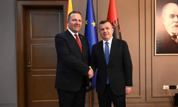 Министерот Спасовски се сретна со неговиот албански колега Бала