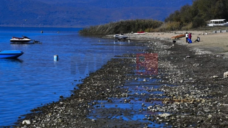 NASA: Liqeni i Prespës nga viti 1984 deri në vitin  2020 humbi shtatë për qind të sipërfaqes