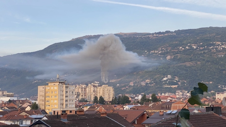 Katër  zjarrfikës të lënduar lehtë gjatë intervenimit të sotëm të një objekti në rrugën drejt Kodrës së Diellit