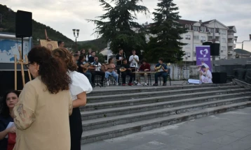 Во Струмица промовиран „Родителски фронт“ против родовата идеологија и индоктринација на децата во образовниот процес