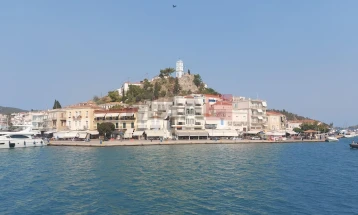 Уапсени двајца Турци осомничени за шпионажа на воени објекти на грчкиот остров Порос