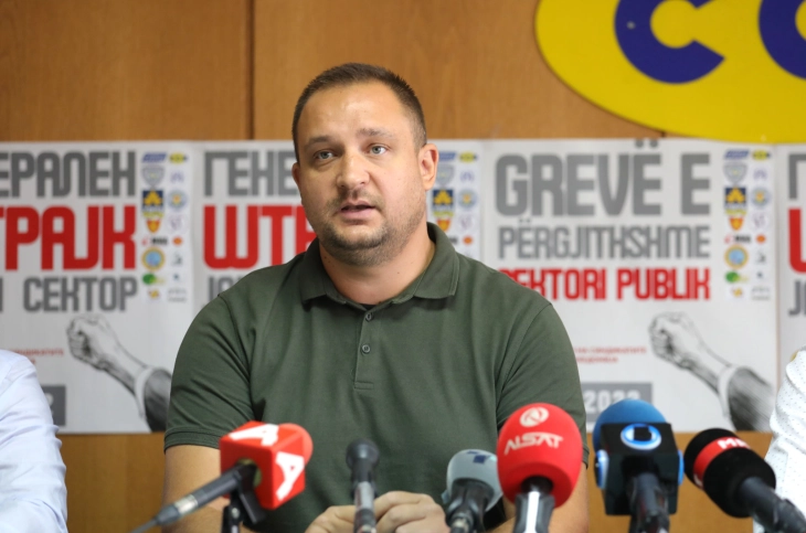 Трендафилов: Очекуваме Уставниот суд да донесе барем привремена мерка за стопирање на законот за 72 часа работна недела
