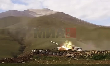 И покрај примирјето продолжуваат борбите во Нагорно-Карабах