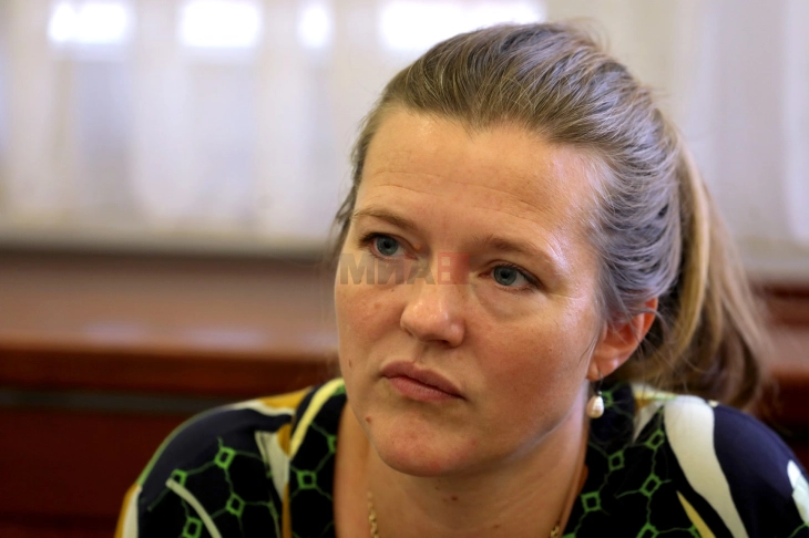 Бигум за МИА: Тука сме да подадеме рака и да разговараме како можеме да ви помогнеме да станете членка на ЕУ