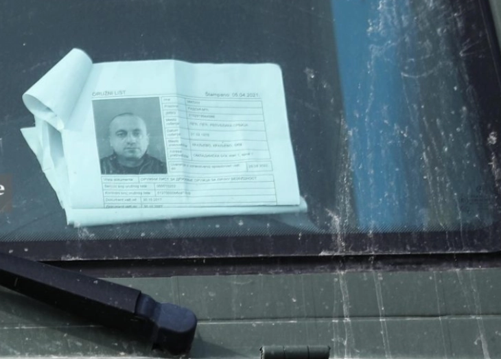 Свечља: Во едно од возилата од вчерашниот напад во северно Косово најдени документи на потпретседателот на Српска листа, Радојичиќ
