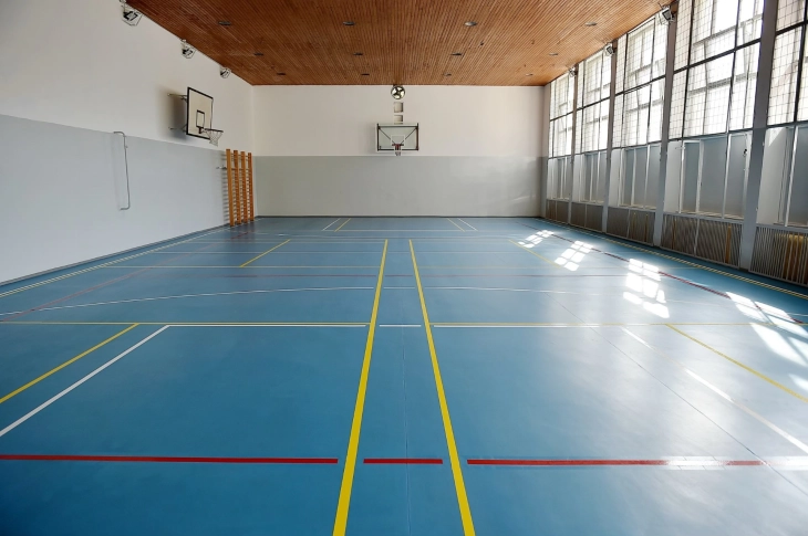 Целосно реновирана спортска сала доби училиштето  „Георги Димитров”