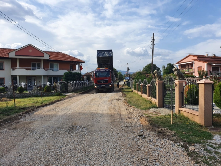 Општина Дебрца го почна проектот за реконструкција на улиците во село Волино