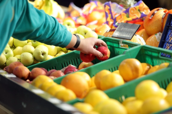 Bekteshi: Prices of tropical fruits and select vegetables to drop, customs duties reduced, import quotas raised