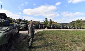 SHBA-ja e shqetësuar nga mobilizimi i madh ushtarak i Serbisë në kufirin me Kosovën, bënë thirrje që Beogradi t'i tërheqë forcat