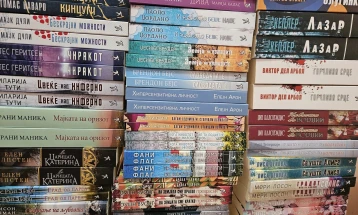 Саем на книгата в среда во Паркот на поезијата во Струга