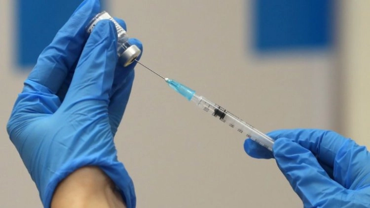 Për dy ditë, mbi 10.000 qytetarë janë regjistruar për vaksinim falas kundër gripit sezonal në vakcinacija.mk