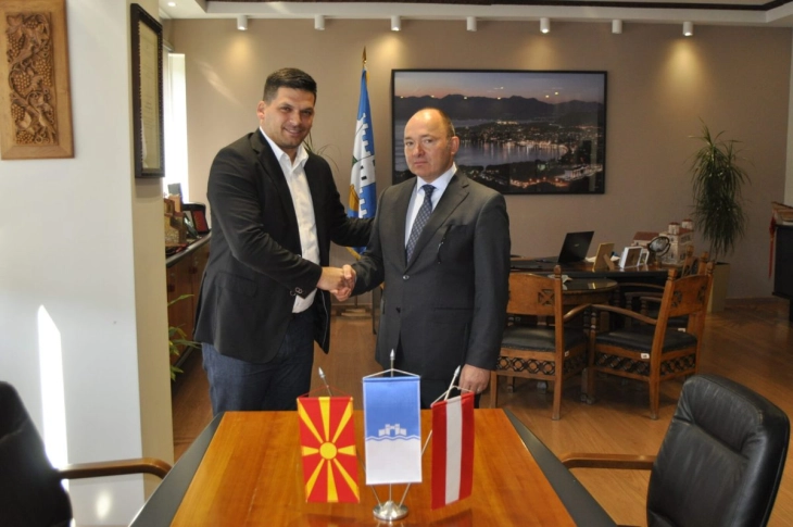 Австрискиот амбасадор Мартин Памер во посета на Општина Охрид
