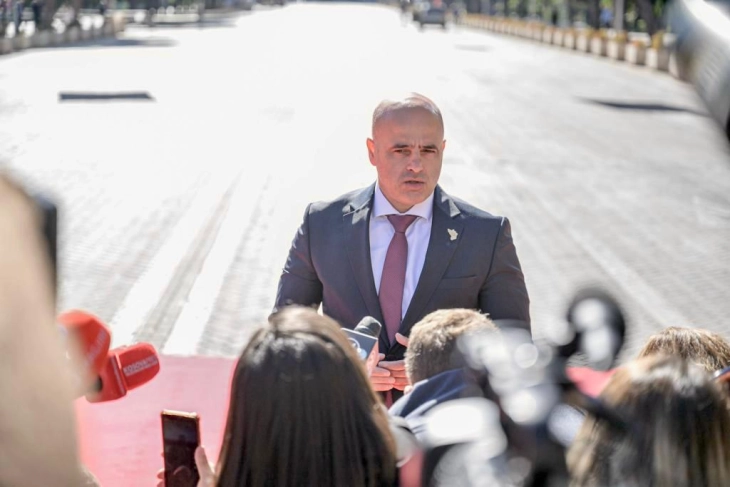 Kovachevski in Tirana: Expecting constructive discussions on boosting regional cooperation