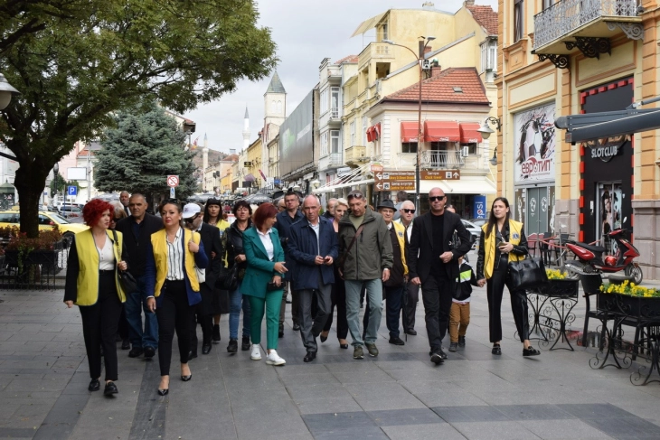 Во Битола „Марш на надежта“ за Меѓународниот ден на слепите лица