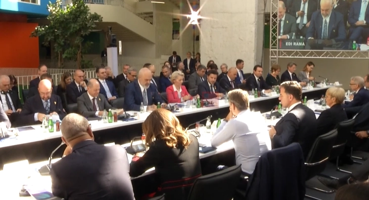 Samiti i Procesit të Berlinit në Tiranë: Bashkëpunimi ekonomik në Ballkanin Perëndimor do ta përshpejtojë integrimin në BE