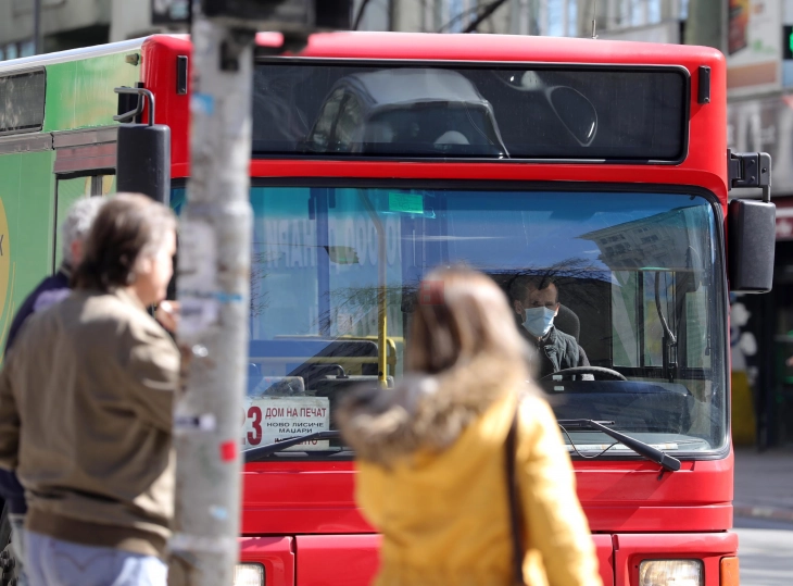 Transporti publik në Shkup të hënën do të qarkullojë sipas orarit të së dielës