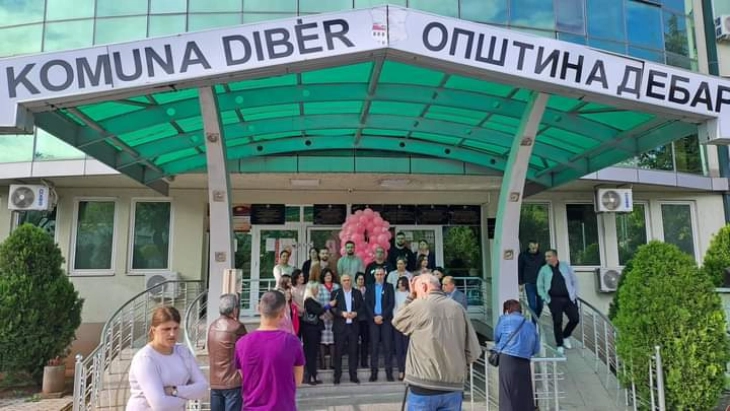 Во рамки на кампањата „Розов октомври“, градоначалникот Дука упати апел за почести самопрегледи и контроли