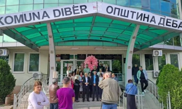 Во рамки на кампањата „Розов октомври“, градоначалникот Дука упати апел за почести самопрегледи и контроли