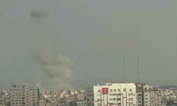 Ракети истрелани кон Тел Авив, се огласија сирените за воздушен напад