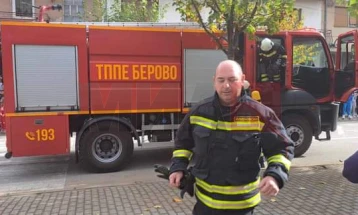 Во Берово реализирана тактичко-показна вежба „Евакуација и спасување на повредени и загрозени лица од пожар”