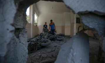 Цивилна одбрана во Газа: Стотици згради целосно уништени во вечерашните израелски напади