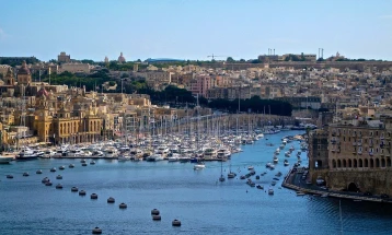 Two days of Ukraine-backed peace talks begin in Malta