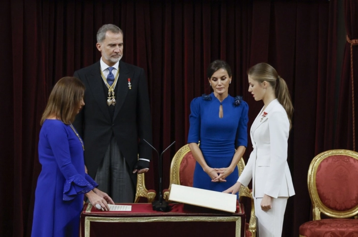 Spain's future queen, Princess Leonor, takes oath on turning 18