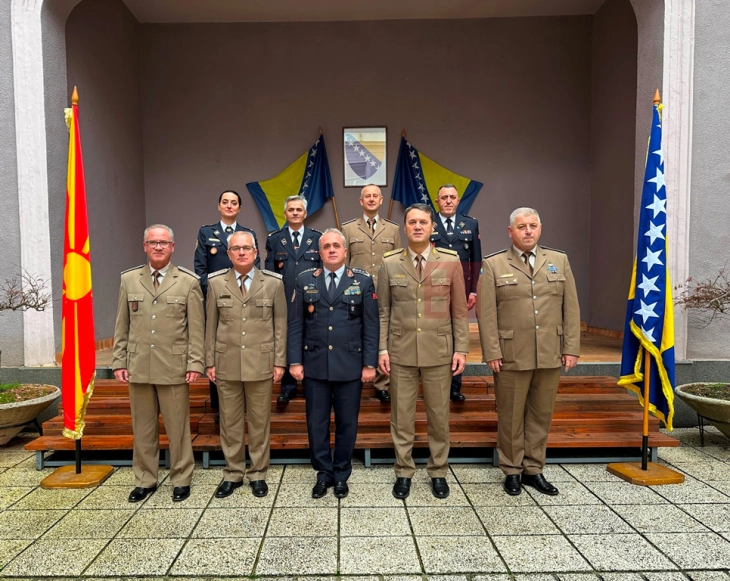 Gjeneral-nënkoloneli Gjurçinovski për vizitë zyrtare të forcave të armatosura të Bosnjë e Hercegovinës