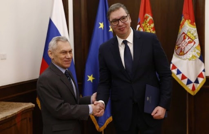 Вучиќ и се заблогодари на Русија за „доследната подршка“, српско-руските односи успешно се развиваат