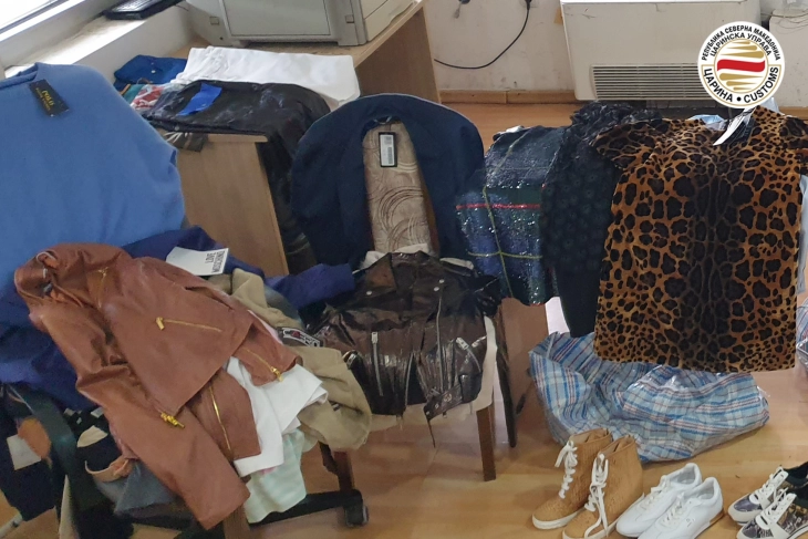 Customs officers foil attempt to smuggle branded clothes and footwear worth Mden 1.6 million