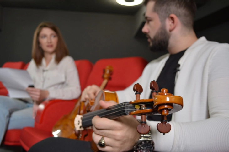 Поповски за МИА: Изработувањето на виолини е комплексна материја, најважно е да се постигне квалитет на звукот