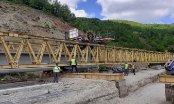 Është duke u analizuar pse kontraktori nuk e ka përfunduar autostradën Kërçovë-Ohër dhe nëse projektet janë bërë në mënyrë cilësore, deklaroi kryeministri