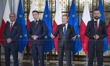 Poland's opposition forges alliance to take over government