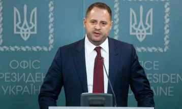 Шефот на кабинетот на украинскиот претседател пристигна во САД за да разговара за мировната формула на Зеленски
