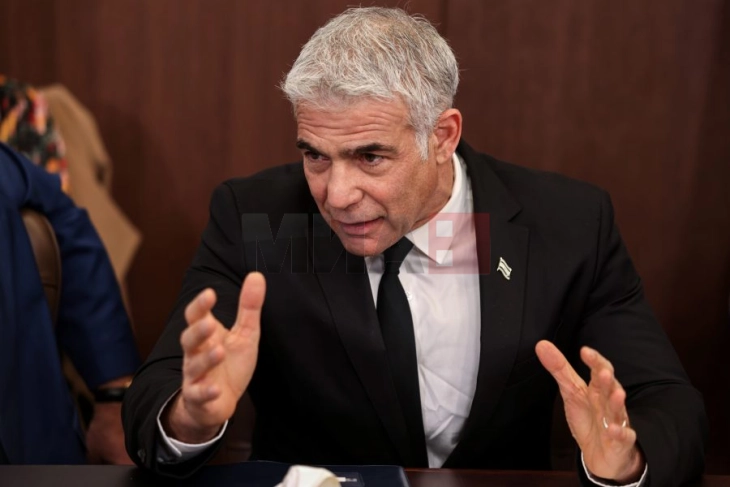 Lapid: Netanjahu duhet të largohet nga funksioni